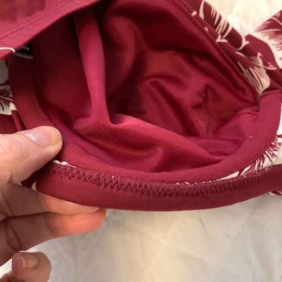 MIRACLESUIT Hibiskiss bathing suit bra TOP burgundy white Pompei bikini top 34D - Picture 10 of 15